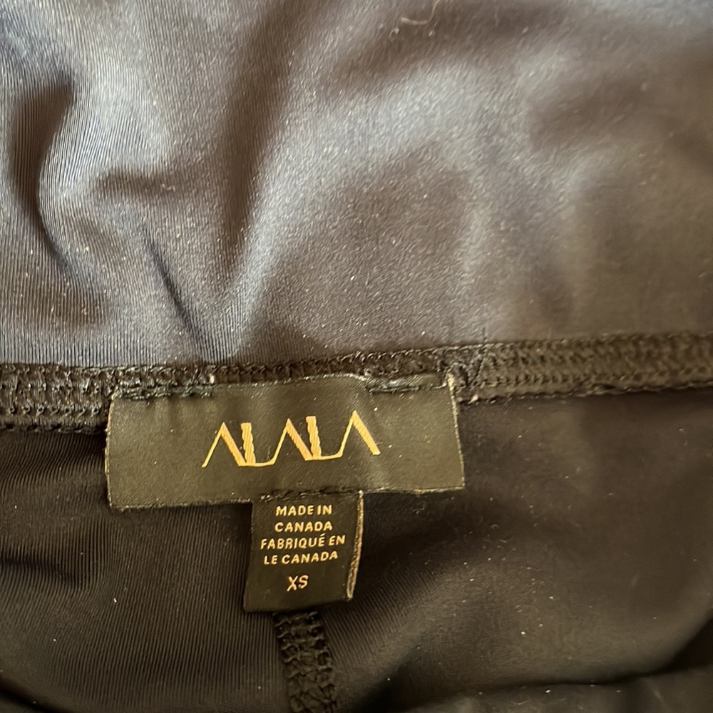 Alala - Picture 3 of 3